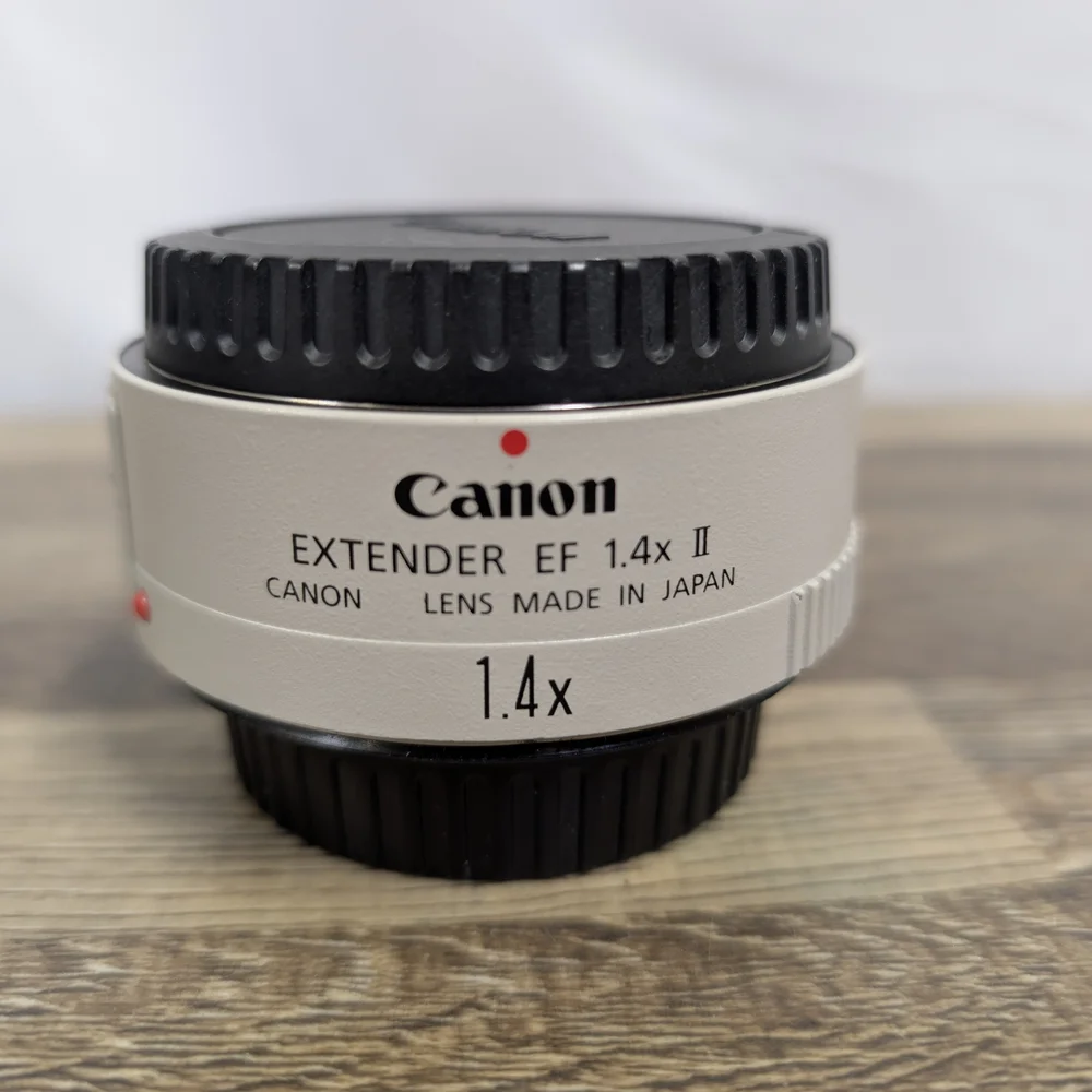 Canon White and Black Lenses for Professional Photography
